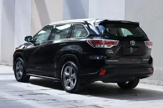Toyota Highlander 2015 2.0T Édition de luxe à quatre roues motrices 7 Siège extérieur photo 3 Toyota Highlander 2015 2.0T Édition de luxe à quatre roues motrices 7 Siège extérieur photo 3