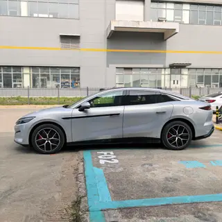 BYD Han L 2025 601KM Four-wheel drive lidar flagship exterior photo 2 BYD Han L 2025 601KM Four-wheel drive lidar flagship exterior photo 2