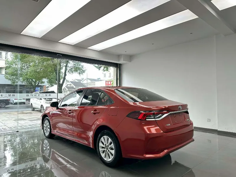 Toyota Corolla 2019 1.2T S-CVT GL-i Elite Edition interior photo 7 Toyota Corolla 2019 1.2T S-CVT GL-i Elite Edition interior photo 7