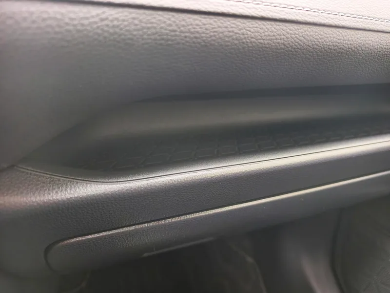 Toyota RAV4 2020 2.0L CVT Two-Drive Fashion Edition interior photo 16 Toyota RAV4 2020 2.0L CVT Two-Drive Fashion Edition interior photo 16