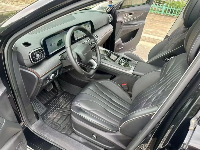 Chery Tiggo 9 2023 2.0T DCT Two-wheel drive luxury edition 5 seat interior photo 6