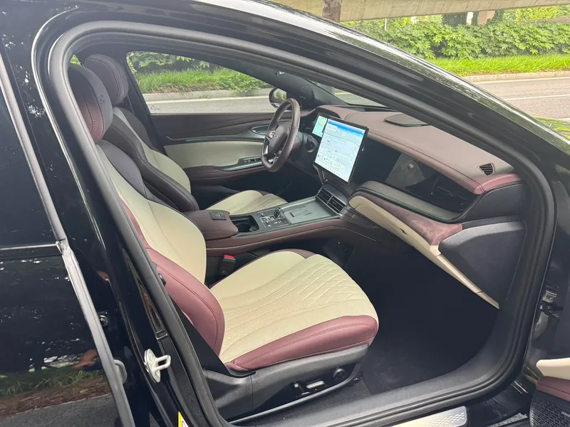 BYD Seal 2024 Glory Edition DM-i 1.5T 121KM Flagship exterior photo 5 BYD Seal 2024 Glory Edition DM-i 1.5T 121KM Flagship exterior photo 5