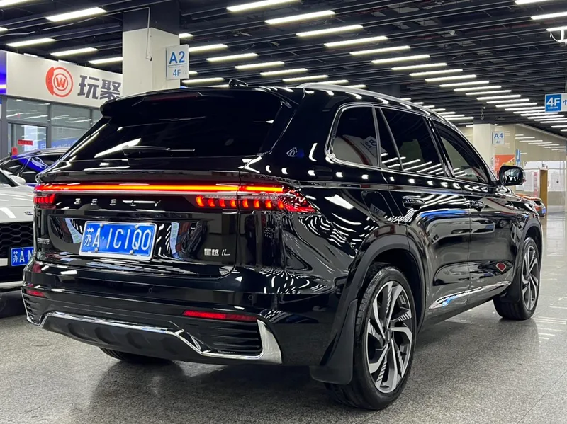 Geely Monjaro 2024 2.0TD High-power automatic two-wheel drive skyline version interior photo 10 Geely Monjaro 2024 2.0TD High-power automatic two-wheel drive skyline version interior photo 10