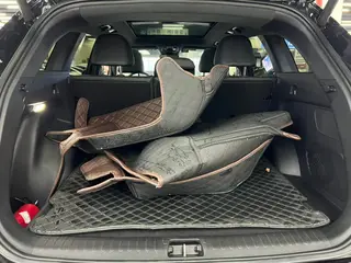 Geely Monjaro 2024 2.0TD High-power automatic two-wheel drive skyline version interior photo 13 Geely Monjaro 2024 2.0TD High-power automatic two-wheel drive skyline version interior photo 13