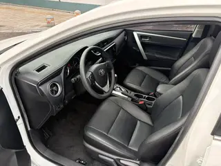 Toyota Corolla 2018 1.2T S-CVT GL Smart Edition Country VI interior photo 8 Toyota Corolla 2018 1.2T S-CVT GL Smart Edition Country VI interior photo 8