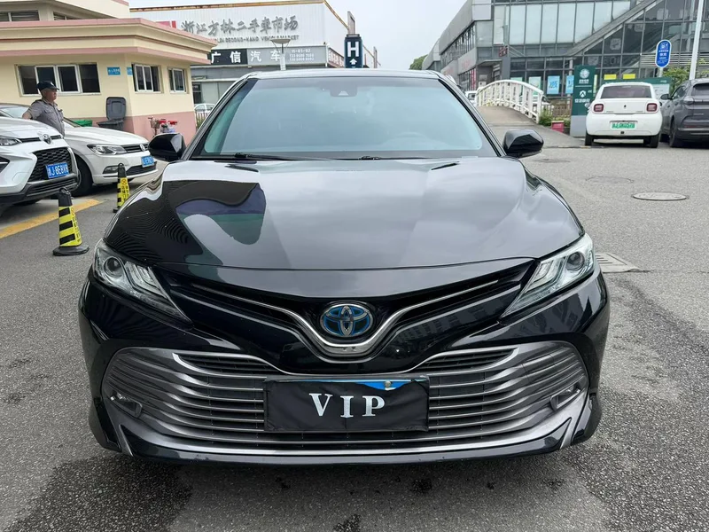 Toyota Camry 2019 2.5G Luxury Edition Country VI exterior photo 3 Toyota Camry 2019 2.5G Luxury Edition Country VI exterior photo 3