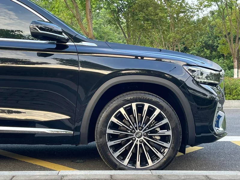 Geely Monjaro 2026 2.0TD Gaogong automatique à deux roues motrices Dongfang Yao remporte la version étoile intérieur photo 13 Geely Monjaro 2026 2.0TD Gaogong automatique à deux roues motrices Dongfang Yao remporte la version étoile intérieur photo 13