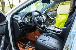 Chery Tiggo 3x 2021 Diamond Edition 1.5L CVT Queen's Edition interior photo 6 Chery Tiggo 3x 2021 Diamond Edition 1.5L CVT Queen's Edition interior photo 6