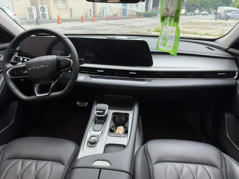 Chery Arrizo 8 2024 1.6TGDI DCT Sabiduría interior foto 8 Chery Arrizo 8 2024 1.6TGDI DCT Sabiduría interior foto 8