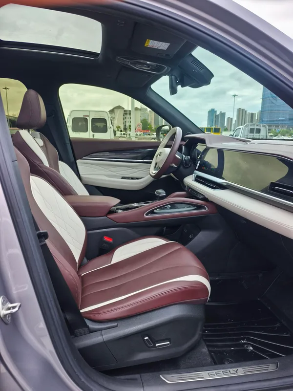 Geely Monjaro 2021 2.0TD DCT EVO Two-wheel-drive Zhizun type interior photo 11 Geely Monjaro 2021 2.0TD DCT EVO Two-wheel-drive Zhizun type interior photo 11