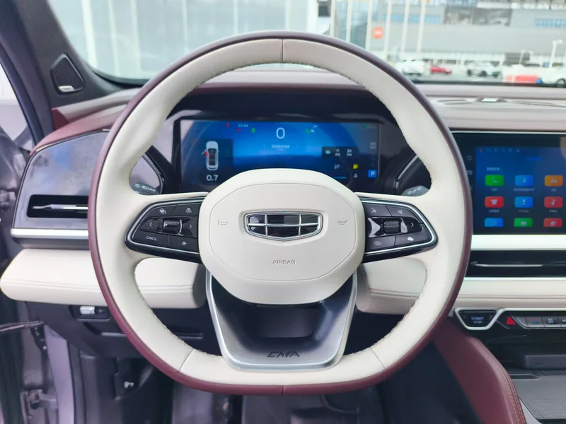 Geely Monjaro 2021 2.0TD DCT EVO Two-wheel-drive Zhizun type interior photo 15 Geely Monjaro 2021 2.0TD DCT EVO Two-wheel-drive Zhizun type interior photo 15