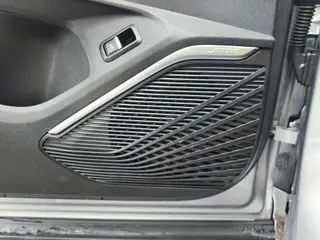 Geely Monjaro 2021 2.0TD DCT EVO Two-wheel-drive Zhizun type interior photo 17 Geely Monjaro 2021 2.0TD DCT EVO Two-wheel-drive Zhizun type interior photo 17
