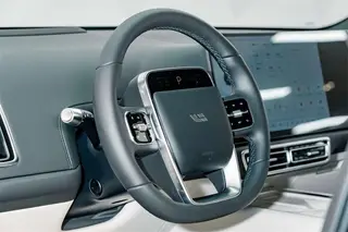 Li Auto L6 2025 Pro Smart Rejuvenation New Edition exterior photo 9