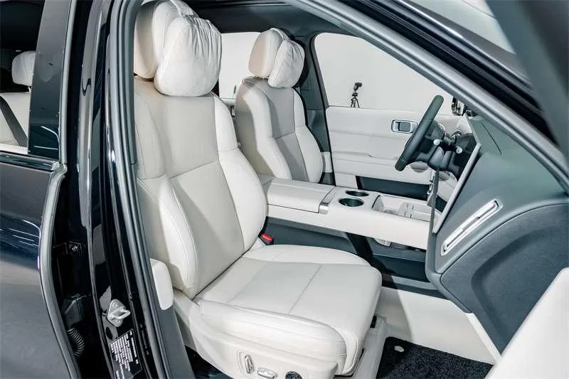 Li Auto L6 2025 Pro Smart Rejuvenation New Edition interior photo 18