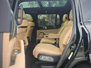 Fangchengbao Leopard 8 2025 Zhiyong Flagship Edition 6 seat exterior photo 8