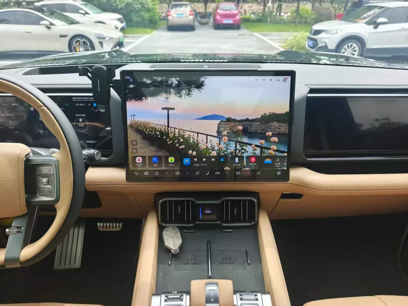 Fangchengbao Leopard 8 2025 Zhiyong Flagship Edition 6 seat exterior photo 10