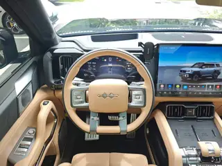 Fangchengbao Leopard 8 2025 Zhiyong Flagship Edition 6 seat interior photo 17