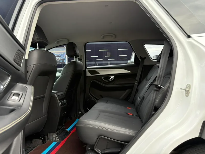 Jetour X90 PLUS 2023 1.6TD DCT Nivel plano exterior foto 9