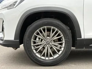 Jetour X90 PLUS 2023 1.6TD DCT Nivel plano interior foto 20
