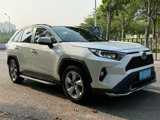 Toyota RAV4 2020 2.0L CVT Version mode à deux roues motrices extérieur photo 3