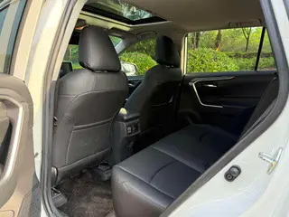 Toyota RAV4 2020 2.0L CVT Version mode à deux roues motrices intérieur photo 8
