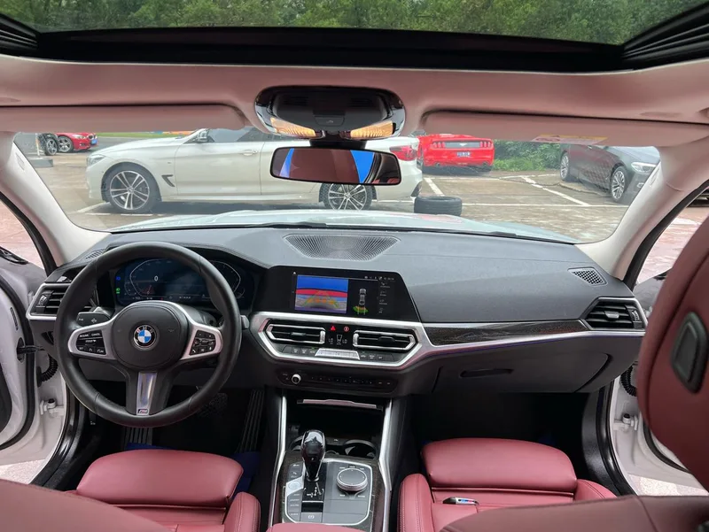 BMW 3 Series 2022 325Li M Ensemble de sport intérieur photo 12