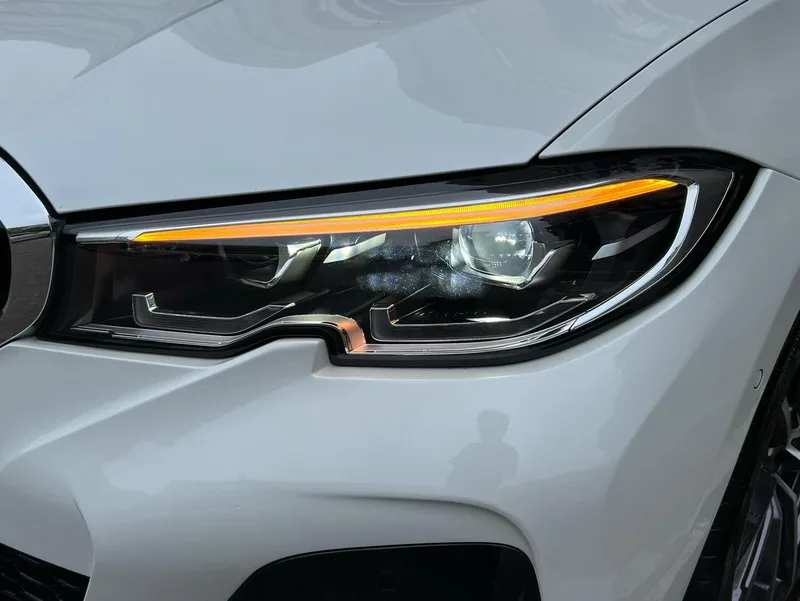 BMW 3 Series 2022 325Li M Ensemble de sport intérieur photo 16