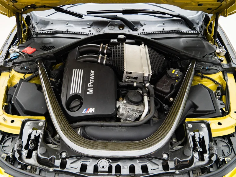 BMW M4 2014 M4 Coupe interior photo 17