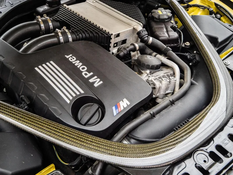 BMW M4 2014 M4 Coupe interior photo 19