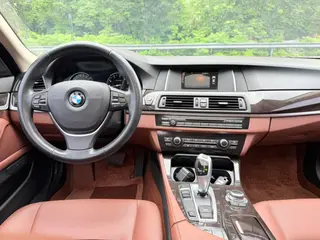 BMW 5 Series 2017 525Li Luxury Design Set interior photo 13