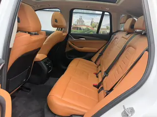 BMW X3 2019 xDrive28i Luxury Set interior photo 17