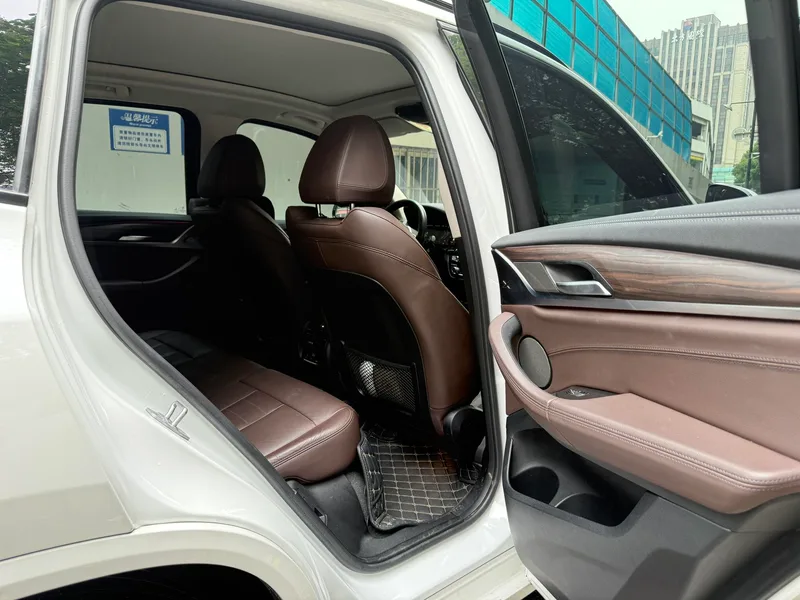 BMW X3 2021 xDrive28i M Ensemble de sport extérieur photo 8