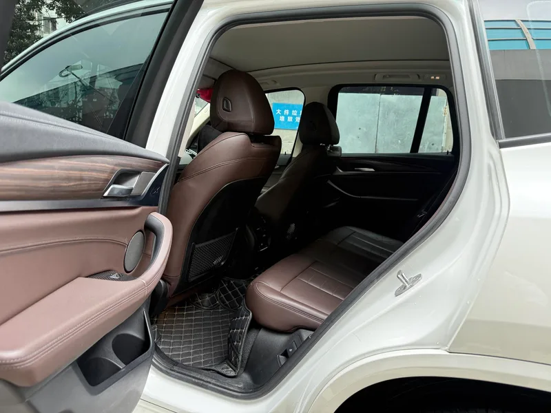 BMW X3 2021 xDrive28i M Ensemble de sport intérieur photo 9