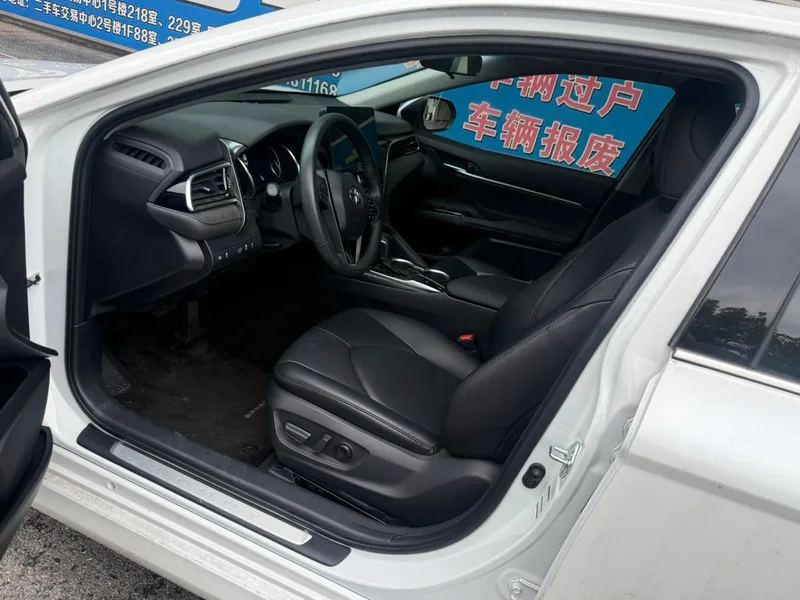 Toyota Camry 2023 2.0G Luxury Edition exterior photo 4