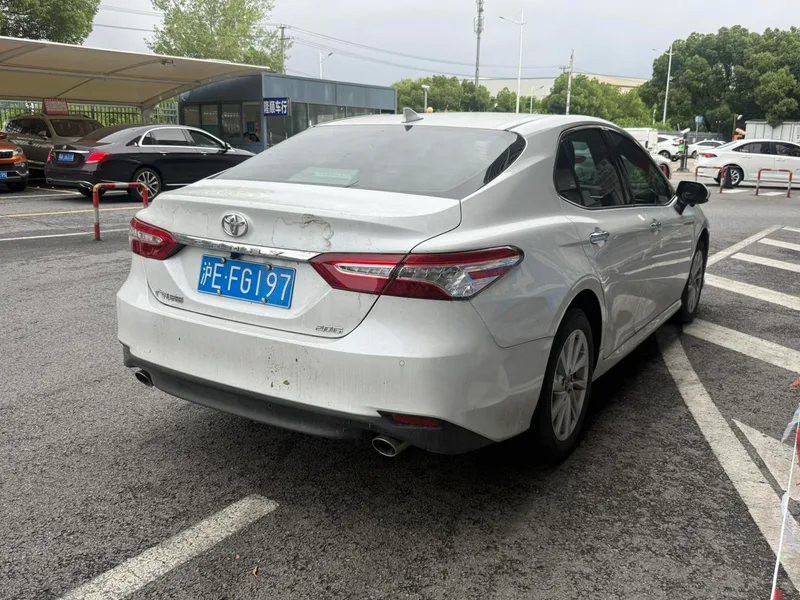 Toyota Camry 2023 2.0G Luxury Edition interior photo 11