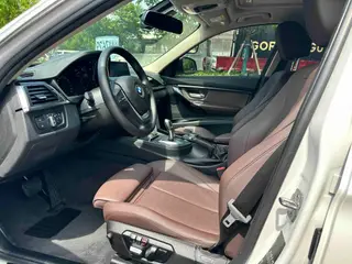 BMW 3 Series 2019 320Li Fashionable exterior photo 4