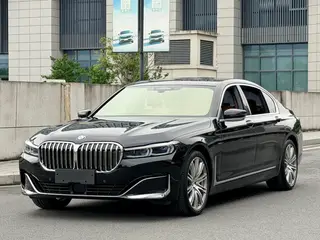 BMW 7 Series 2021 740Li xDrive Administrative Luxury Set