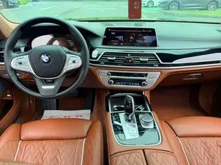 BMW 7 Series 2021 740Li xDrive Administrative Luxury Set interior photo 16