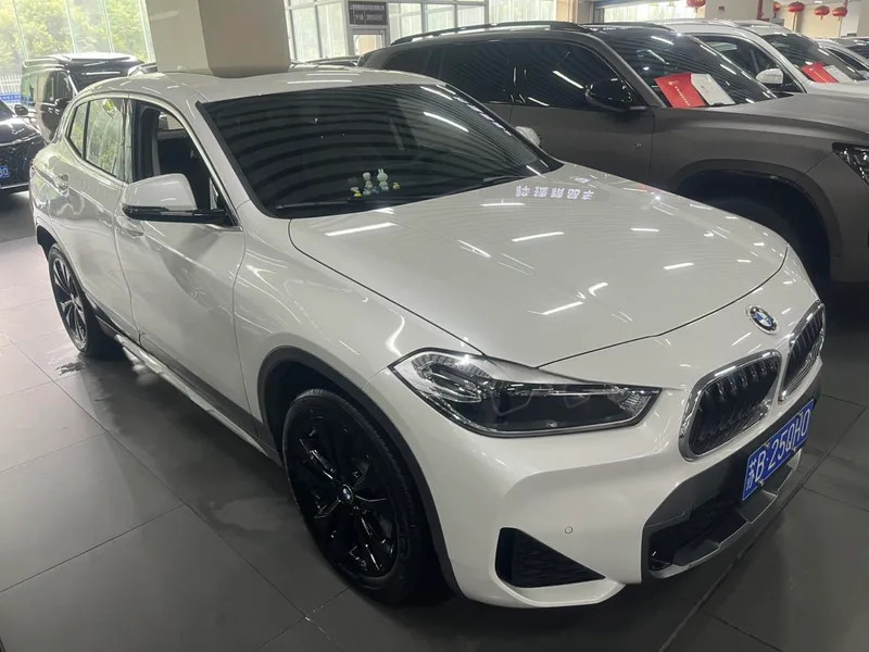 BMW X2 2021 Restyling sDrive25i M Off-road suit exterior photo 4
