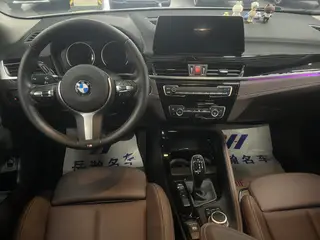 BMW X2 2021 Restyling sDrive25i M Off-road suit interior photo 12