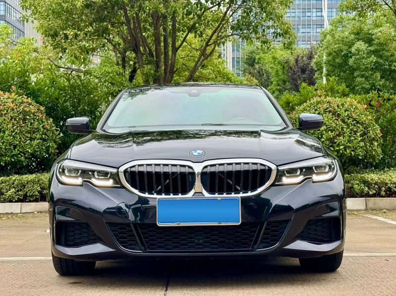 BMW 3 Series 2022 325Li M Ensemble de sport extérieur photo 2