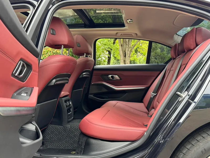 BMW 3 Series 2022 325Li M Ensemble de sport intérieur photo 12