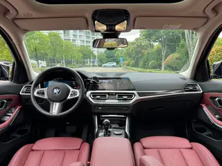 BMW 3 Series 2022 325Li M Ensemble de sport intérieur photo 15