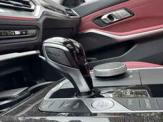 BMW 3 Series 2022 325Li M Ensemble de sport intérieur photo 18