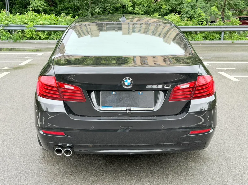 BMW 5 Series 2014 528Li Leader extérieur photo 5