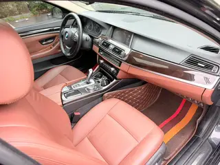 BMW 5 Series 2014 528Li Leader intérieur photo 11