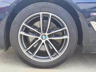 BMW 5 Series 2021 525Li M Ensemble de sport extérieur photo 6