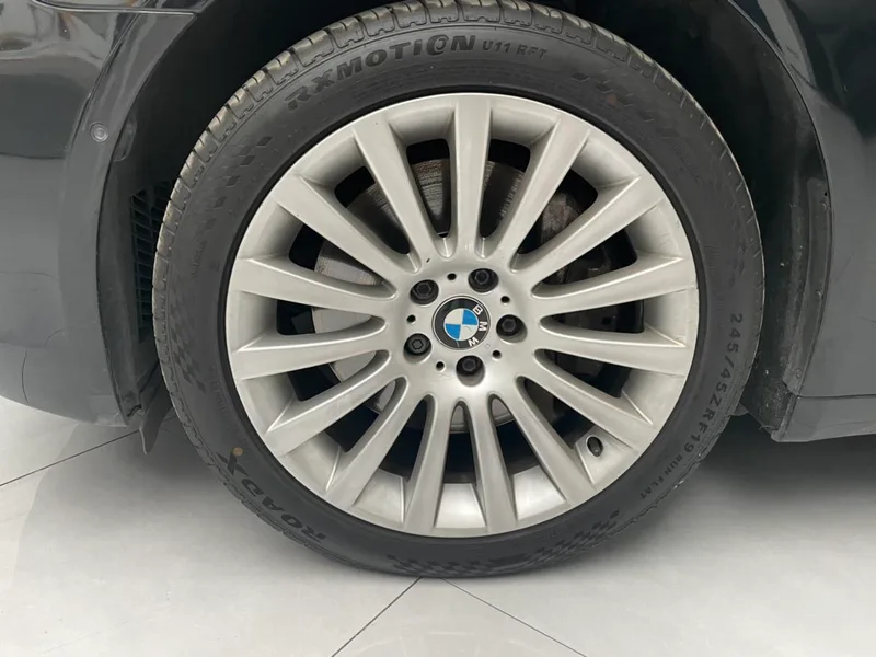 BMW 7 Series 2010 760Li exterior photo 5