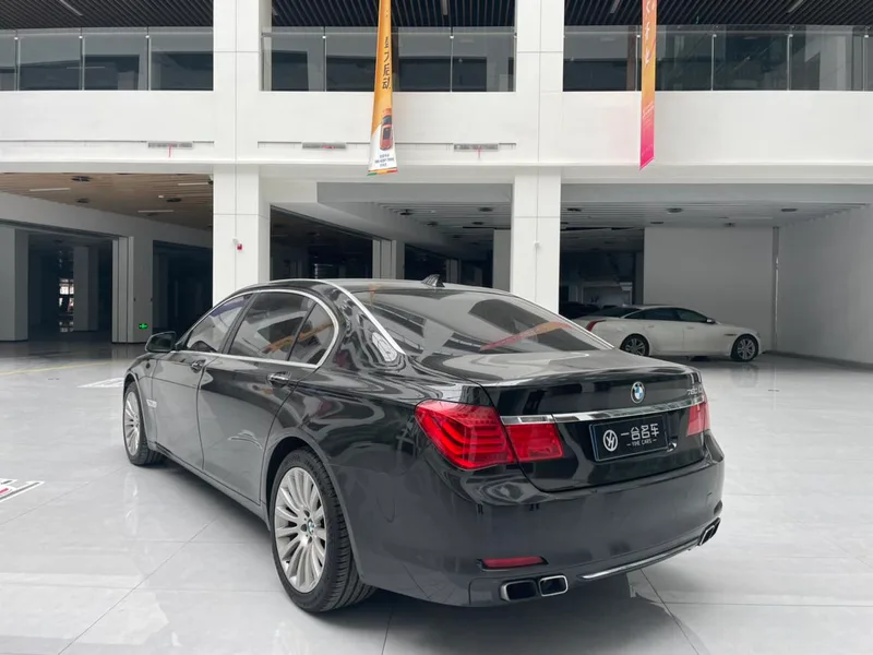 BMW 7 Series 2010 760Li exterior photo 10