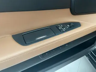BMW 7 Series 2010 760Li interior photo 16
